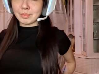 denesebadlam's CamSoda show and profile