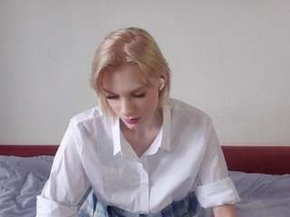 laylarusso's CamSoda show and profile