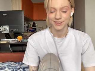 laylarusso live cam profile