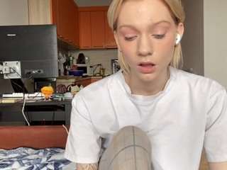 laylarusso live cam profile