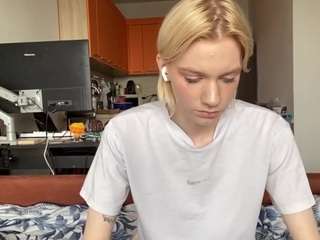 laylarusso live cam profile