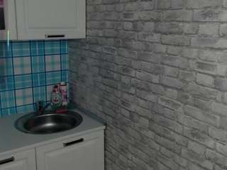 Live webcam model lolaburberry on Soda Cams