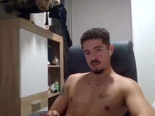 albertocogu Live Webcam on CamSoda