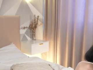 belle-phine live cam profile