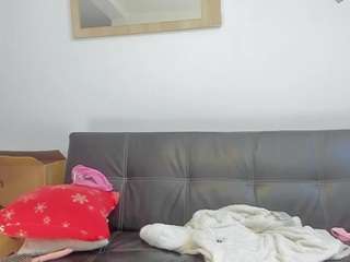 coquettepetite Live Webcam on CamSoda