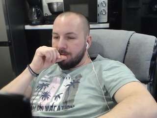 edwardbigheart Live Webcam on CamSoda