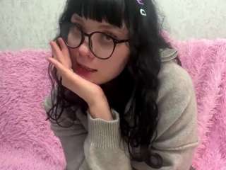 Live webcam model klaranovak on Soda Cams