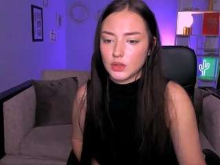 Live webcam model linda-lie on Soda Cams