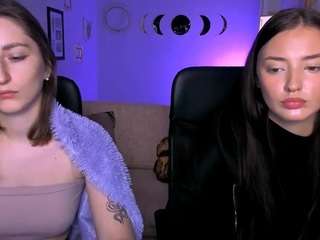 Live webcam model linda-lie on Soda Cams