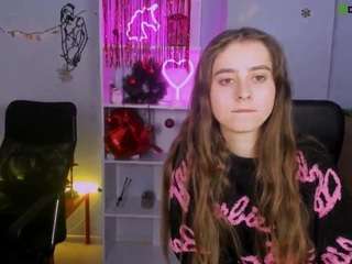 Live webcam model linda-lie on Soda Cams