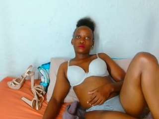 makemewantit93 live cam profile