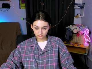 peris-smiley Live Webcam on CamSoda