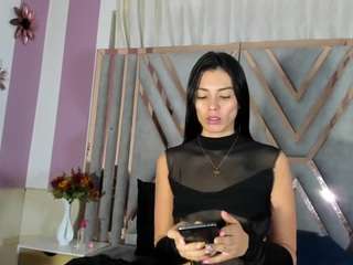 zoe-medina1 Live Webcam on CamSoda