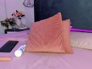 Live webcam model amymasson on Soda Cams