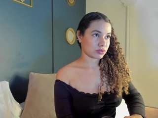 angie-leonn webcam