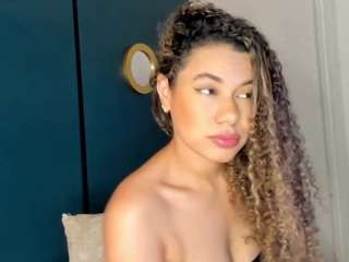 angie-leonn live webcam show