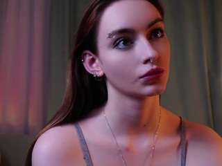 deanneplewinski live cam profile