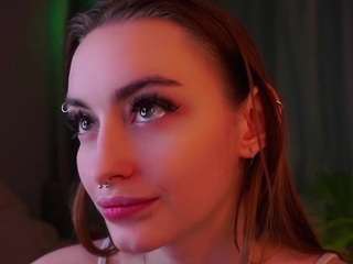 deanneplewinski live cam profile