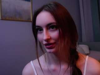 deanneplewinski's CamSoda show and profile