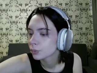 jiakim's CamSoda show and profile