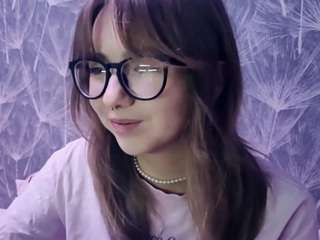 Live webcam model jonieganji on Soda Cams