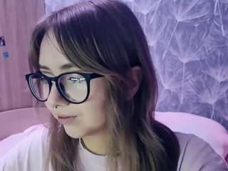 Live webcam model jonieganji on Soda Cams