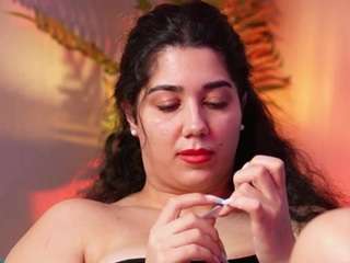 juliacoral live cam profile