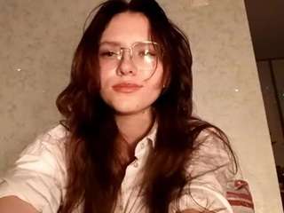 Live webcam model mariamlambert on Soda Cams