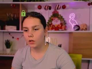 nadin-ni Live Webcam on CamSoda