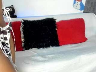 Live webcam model naomi-coxs on Soda Cams