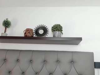 Live webcam model rossie-lanie on Soda Cams