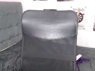 aisha-brunette18 webcam camsoda model stream image