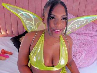 ashanti-moreno webcam