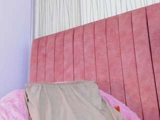 ashanti-moreno's CamSoda show and profile