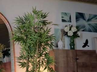 eloiise live webcam show
