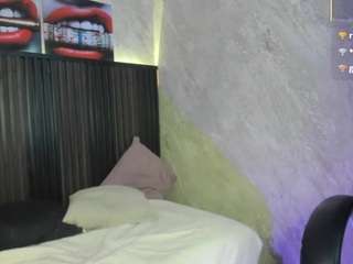 tanishaluxxx Live Webcam on CamSoda