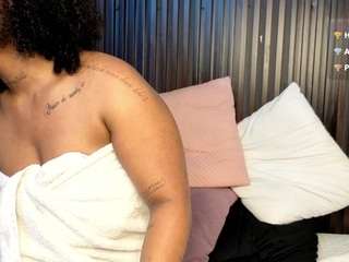 le modèle tanishaluxxx est en webcam porno dans un show sur le site camsoda, il possède les tags suivants: amateur,fingers,thick,tattoos,squirter,spank,shaved pussy,pussy,no smoking,no drinking,lush,hazel eyes,anal,full nudity,handjob,fingering,black hair,ass,ass bouncing,ass clapping