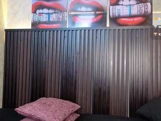 tanishaluxxx Live Webcam on CamSoda