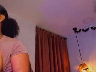 tanishaluxxx