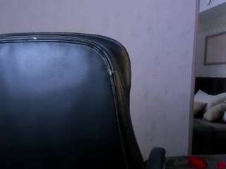 Live webcam model lisabevy on Soda Cams