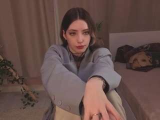 anjajaksch, female webcam model,  years old, on live webcam