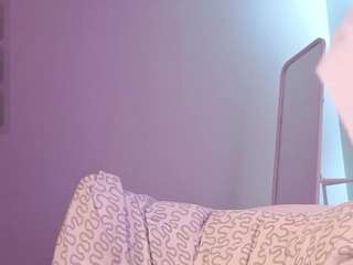 BabyMlem live webcam show