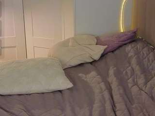 BabyMlem live cam preview