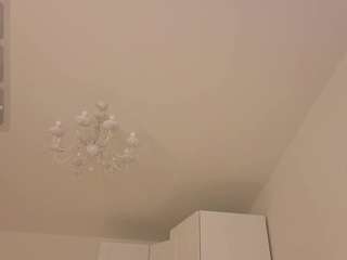 BabyMlem live cam preview