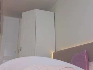 Babymlem's cam show statistics and live stream
