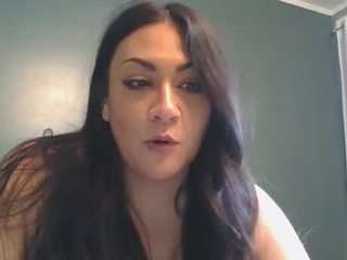 Live webcam model lilithluso on Soda Cams