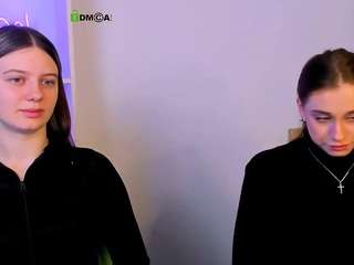 Live webcam model rendi-di on Soda Cams