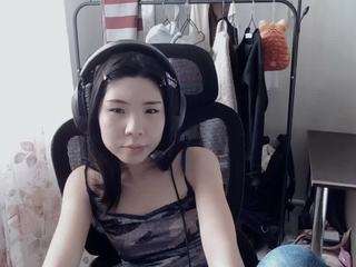 chanauble's CamSoda show and profile