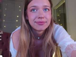 friendlyfiree Live Webcam on CamSoda