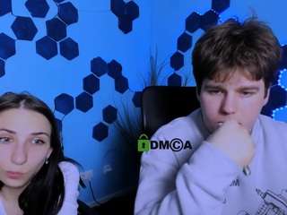 sweetie-chloe's CamSoda show and profile